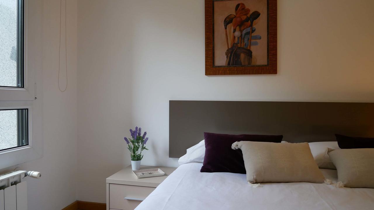 Apartamentos Antares 1 Milladoiro Exteriör bild